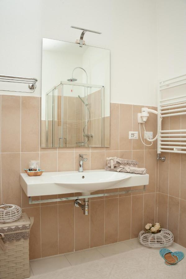 Double or Twin Room Sea View